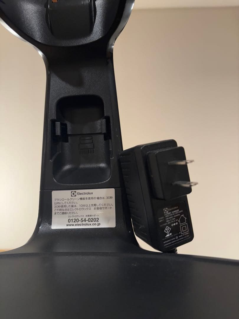 Electrolux 掃除機 WQ61-10GG グラニットグレー