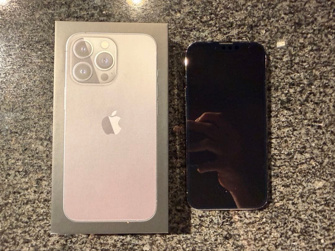 Apple iPhone 13 Pro 128GB グラファイト　simフリー