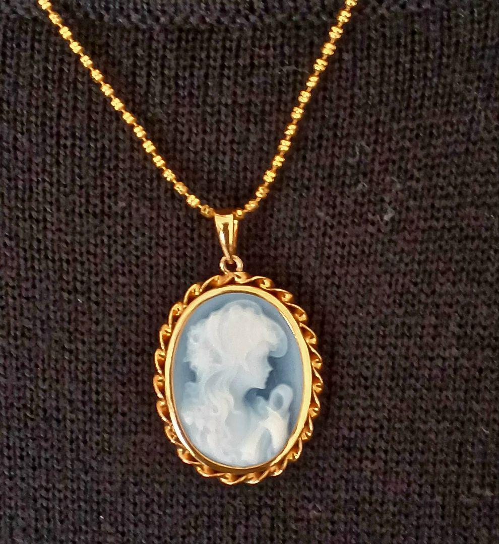 ブルーカメオ　ペンダントトップ　バチカン枠GOLD [最終お値下げです]