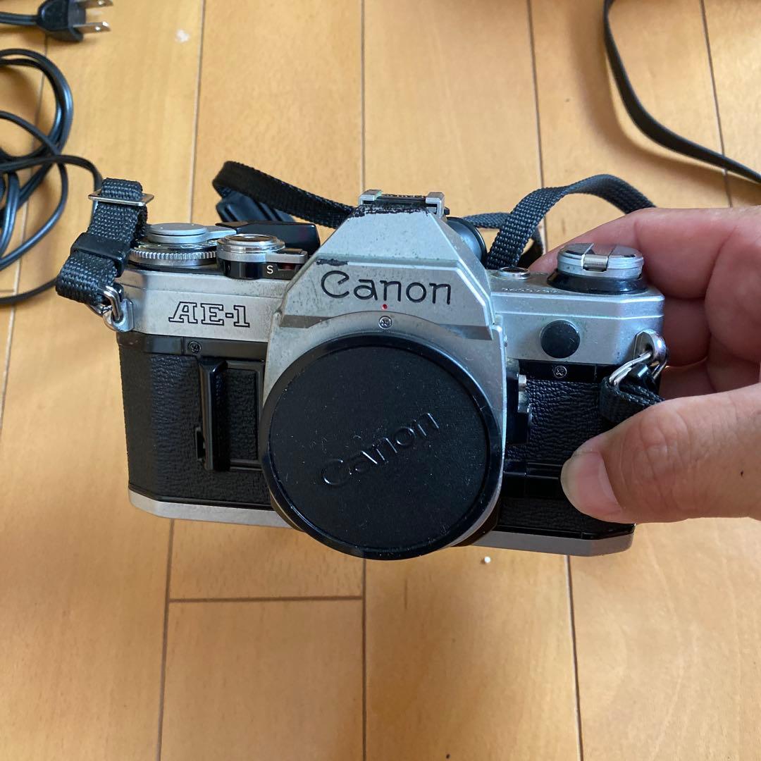 【レンズ2本セット】Canon AE-1 フィルム一眼レフカメラ