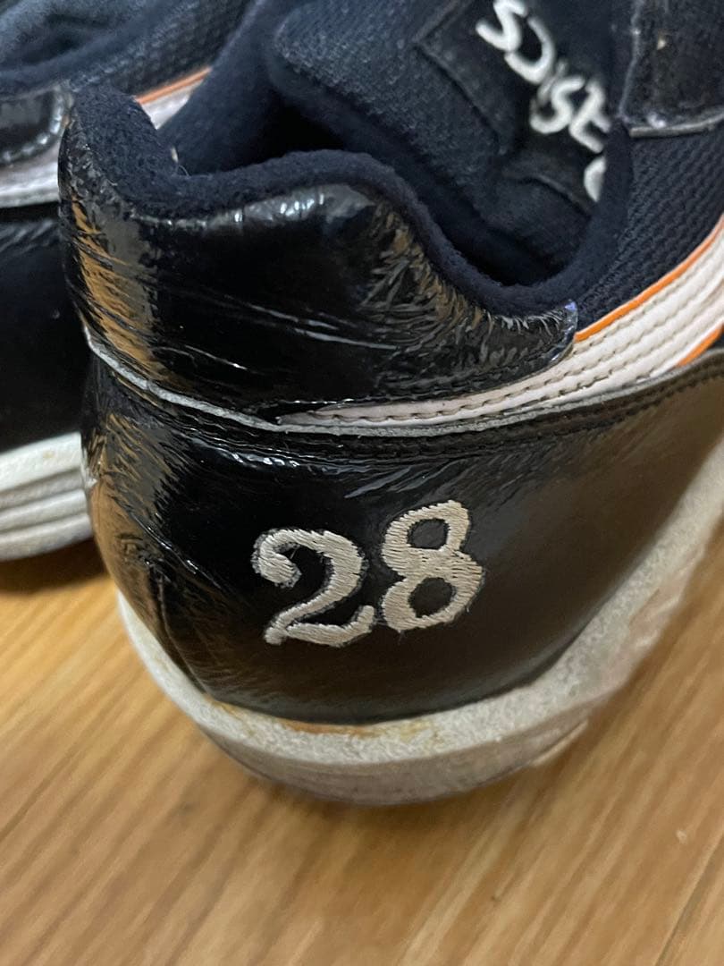 岡島秀樹　巨人時代ゲーム実使用アシックススパイク　NPB、MLB