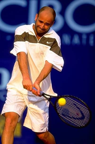 ナイキ　テニスウェア　ハーフパンツ　Ｓ　アガシ着用モデル　レアカラー