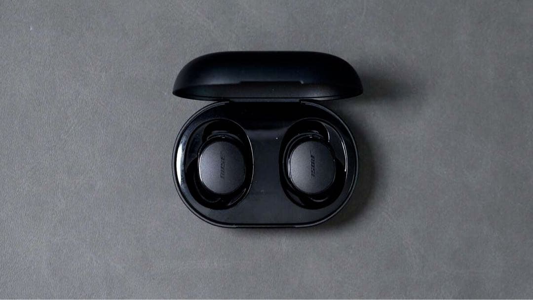 【未使用】Bose QuietComfort Earbuds ケース付き