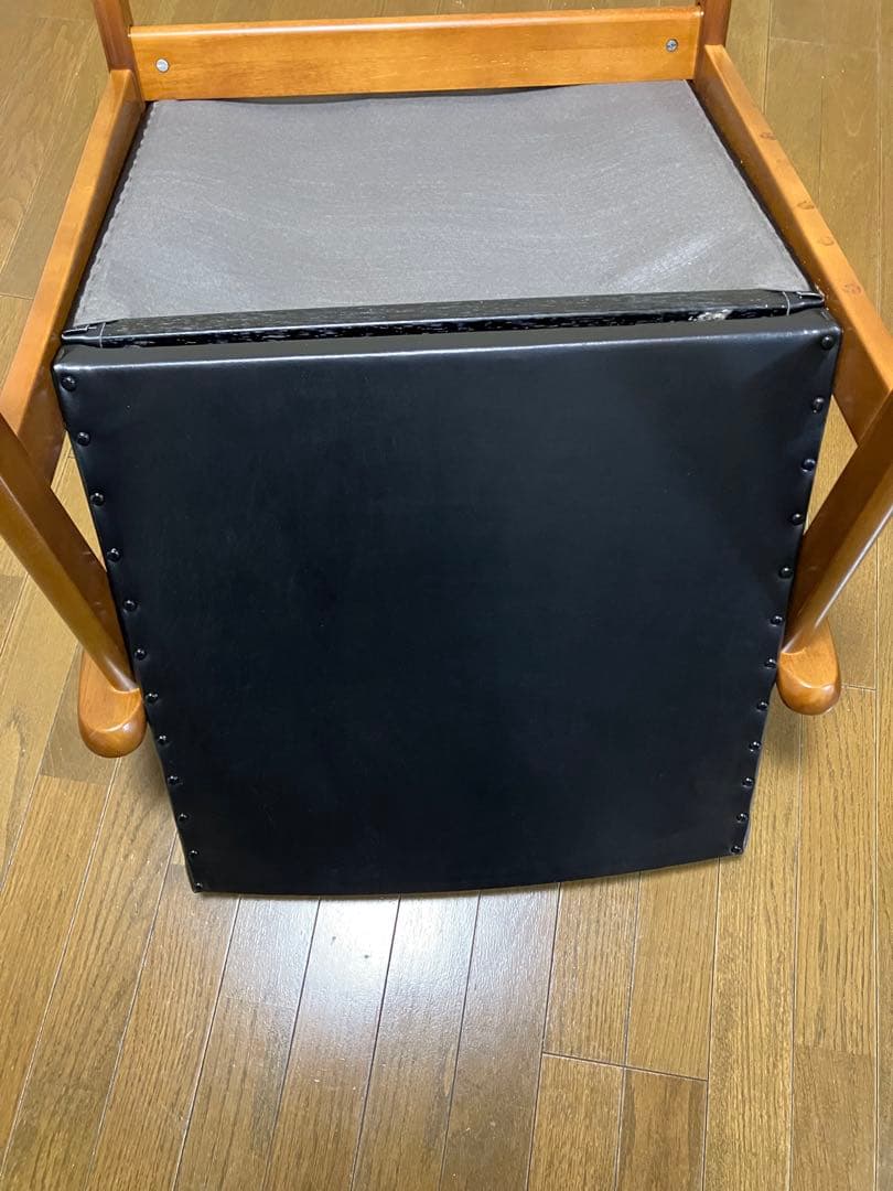 カリモク60 Kチェア